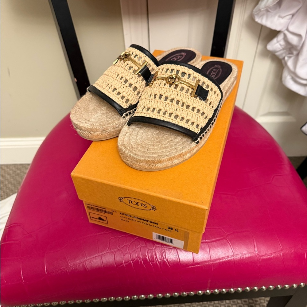 Tod's Beige and Black Woven Slides